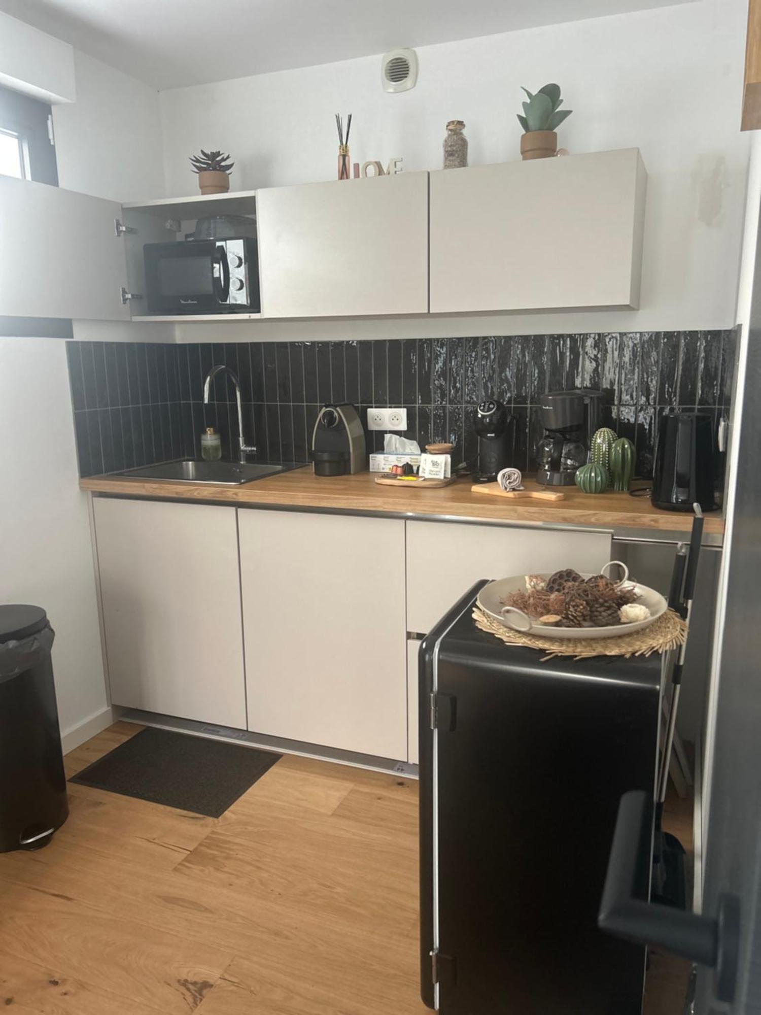 Studio Prestige Avec Terrasse Le Chene Dore Au Coeur Du Centre Touristique Cite Des Loisirs 200 M Du Galaxie,Face Au Snowworld Parking Gratuit Privatif Amnéville Dış mekan fotoğraf